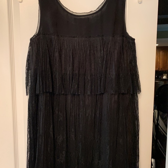 Black sleeveless mini dress - Picture 2 of 2